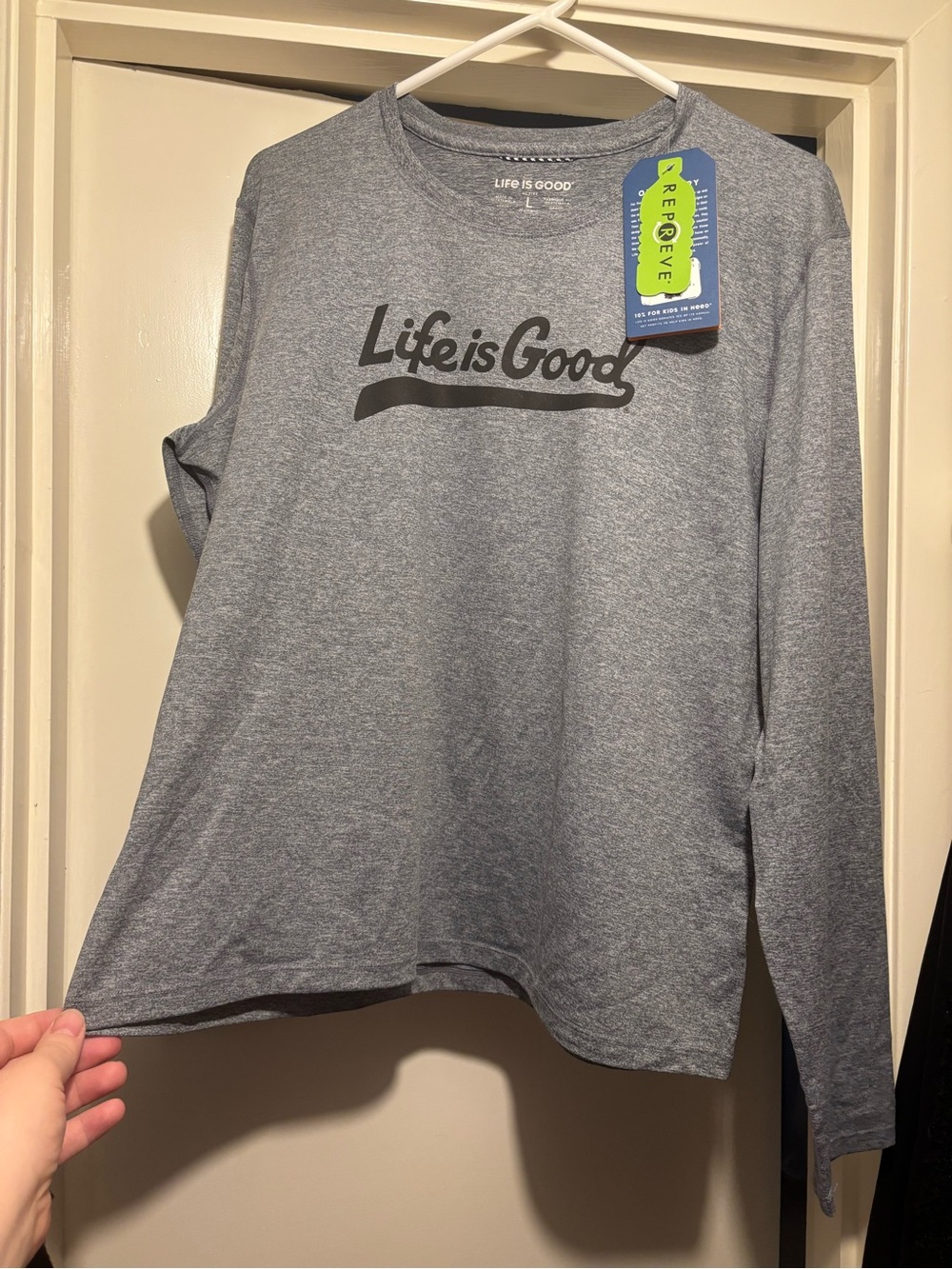 NWT Life is Good Women’s Size Large Long Sleeve Tee in Heather Gray